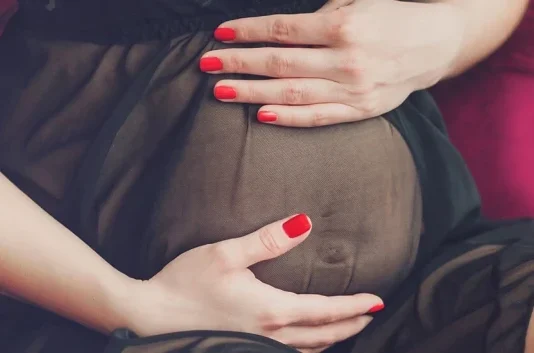 Les rapports sexuels pendant la grossesse sont-ils autorisés (trimestre 1, 2, 3) ?